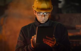 Apps versus browsers: why an app-based approach is best for field service workers